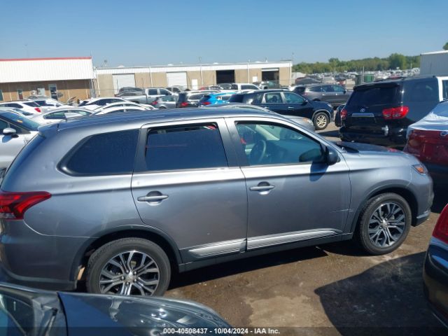 JA4AZ3A39JZ053940 Mitsubishi Outlander Es