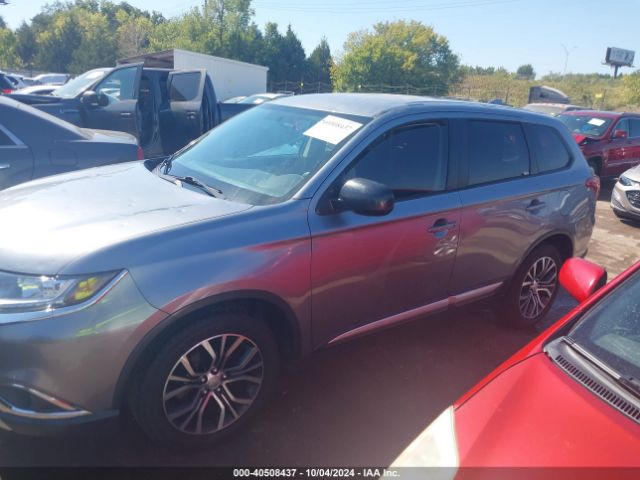 JA4AZ3A39JZ053940 Mitsubishi Outlander Es