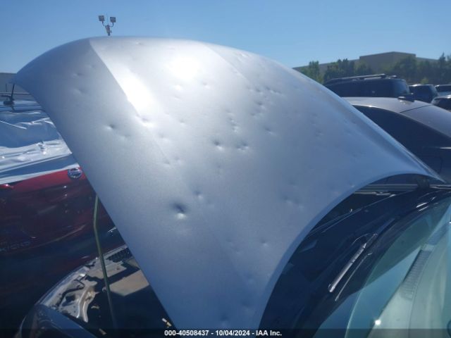 JA4AZ3A39JZ053940 Mitsubishi Outlander Es