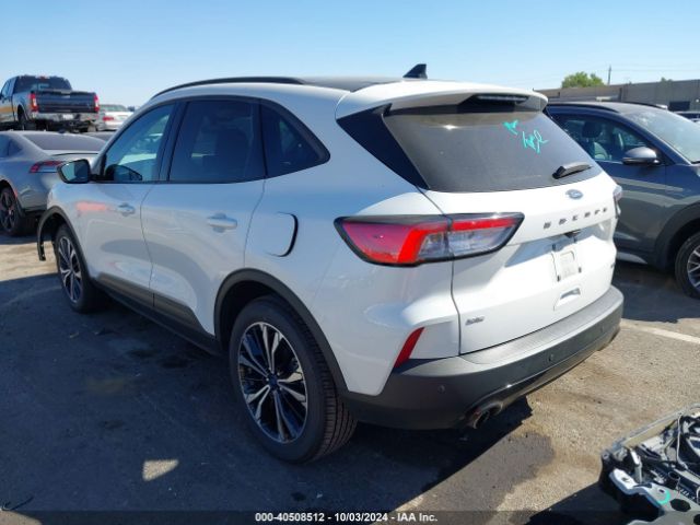 1FMCU9BZ3MUB17373 Ford Escape Se Hybrid