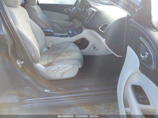 Chrysler 200 Touring 2016 1C3CCCFB0GN182282 Image 5