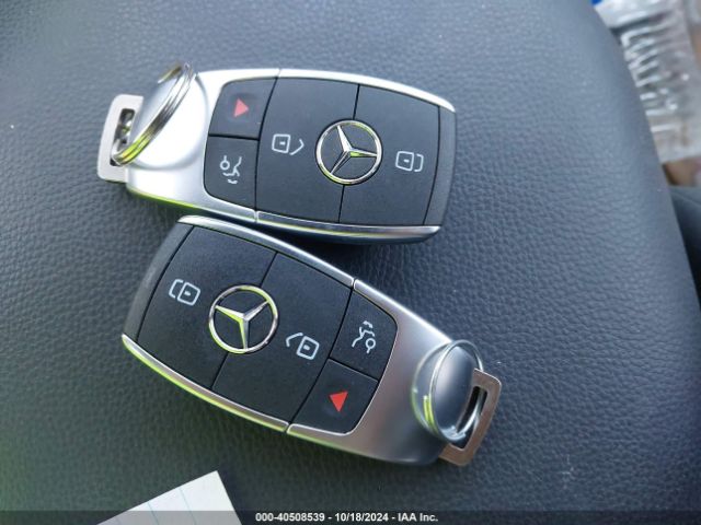 W1KWF8DB9LR596041 Mercedes-Benz C 300