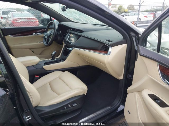 1GYKNCRS9HZ111289 Cadillac Xt5 Premium Luxury