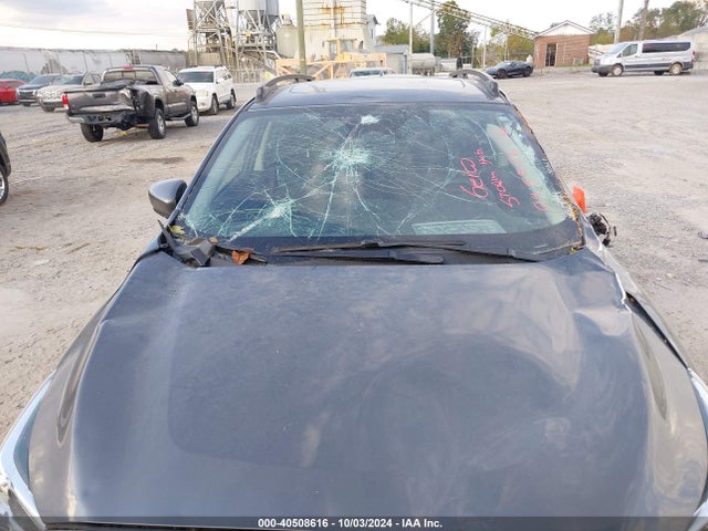 JF2GUADC8RH338713 Subaru Crosstrek Premium