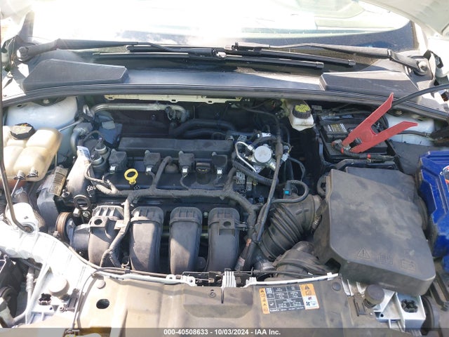Ford FOCUS SE 2018 1FADP3K26JL238289 Image 10