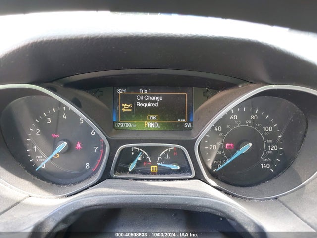 Ford FOCUS SE 2018 1FADP3K26JL238289 Image 15