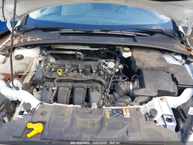 Ford FOCUS SE 2018 1FADP3K2XJL242863 Image 10