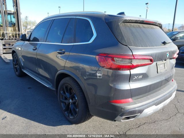5UXCR6C52KLL22832 BMW X5 Xdrive40i
