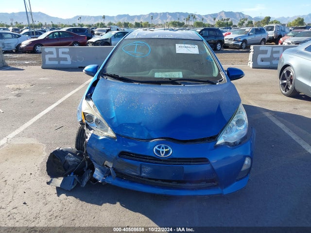 Toyota Prius C Two 2014 JTDKDTB37E1061093 Image 12