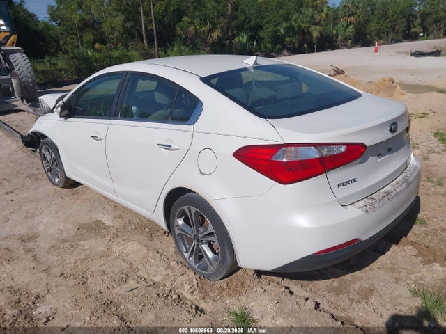 2016 Kia Forte Ex მანქანა იყიდება აუქციონზე, vin: KNAFX4A81G5553381, აუქციონის ნომერი: 40508668
