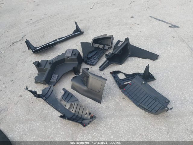 JTHP9JBH0L2024819 Lexus UX 250H