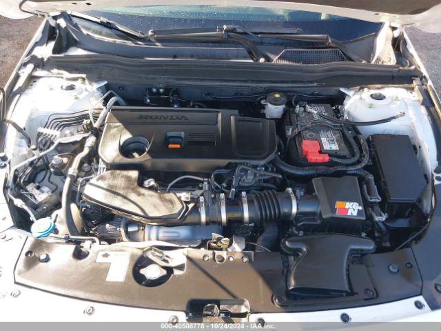 1HGCV2F92MA008666 Honda Accord Touring