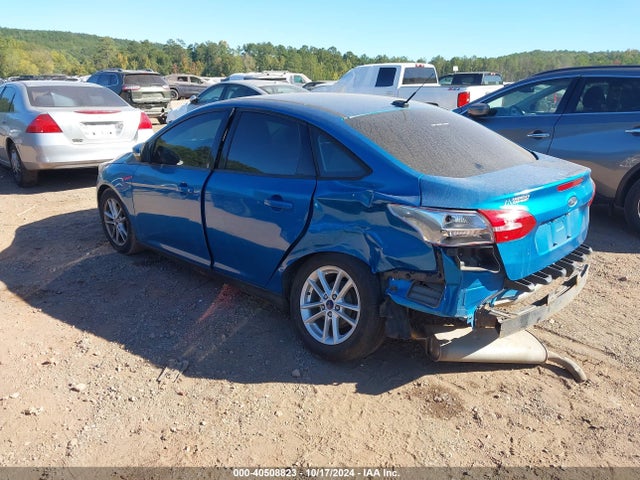 Ford FOCUS SE 2016 1FADP3F24GL350558 Image 3