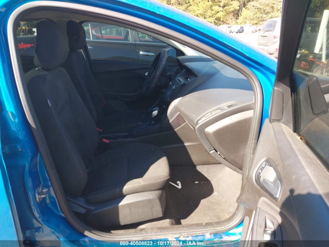 Ford FOCUS SE 2016 1FADP3F24GL350558 Image 5