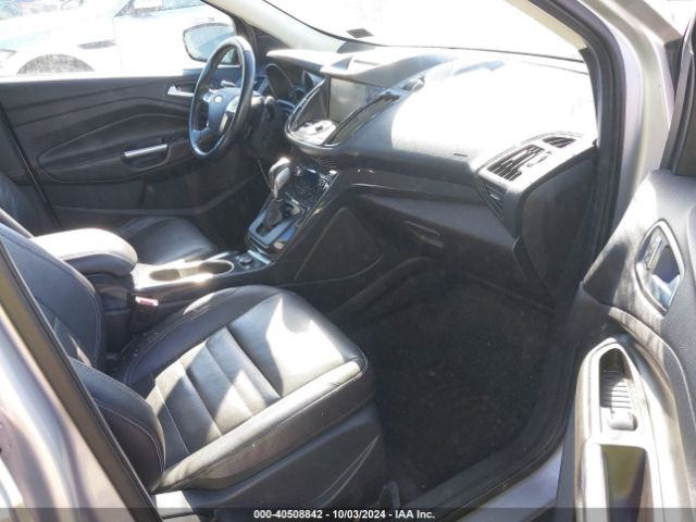 1FMCU9J9XEUC26660 Ford Escape Titanium