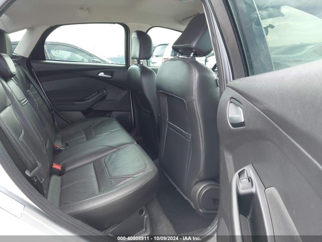 Ford FOCUS SE 2015 1FADP3F23FL264558 Image 8