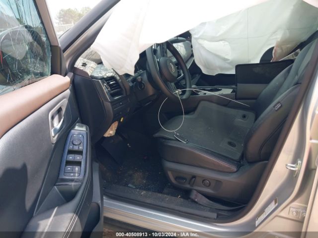 5N1BT3BA4PC813112 Nissan Rogue Sv Fwd