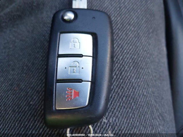 Nissan ROGUE S 2018 KNMAT2MV2JP588988 Image 11
