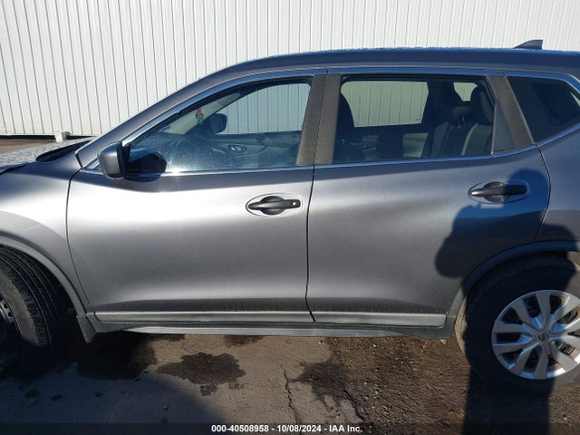 Nissan ROGUE S 2018 KNMAT2MV2JP588988 Image 14