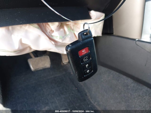Toyota Rav4 Limited 2015 2T3YFREV4FW148909 Image 11
