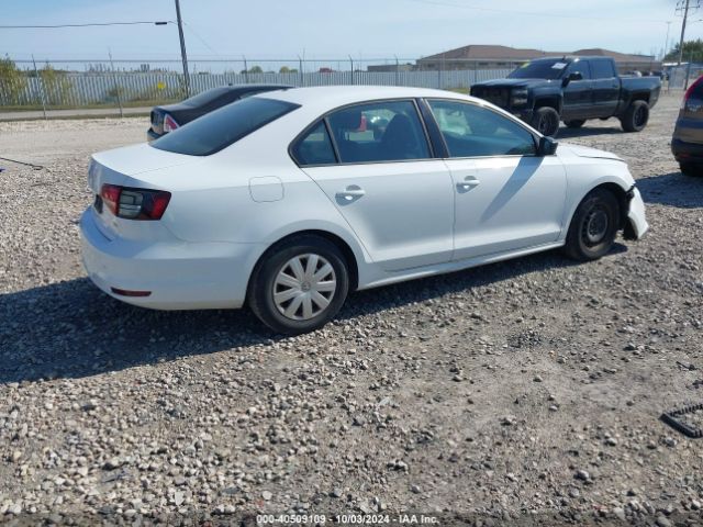 3VW267AJ5GM212243 Volkswagen Jetta 1.4t S