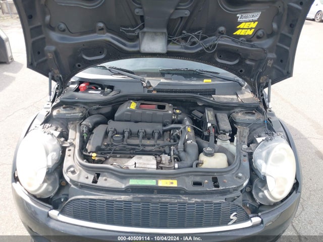 2010 MINI COOPER S WMWMF7C50ATX45246 Photo 9