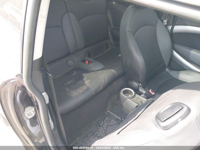 2010 MINI COOPER S WMWMF7C50ATX45246 Photo 7