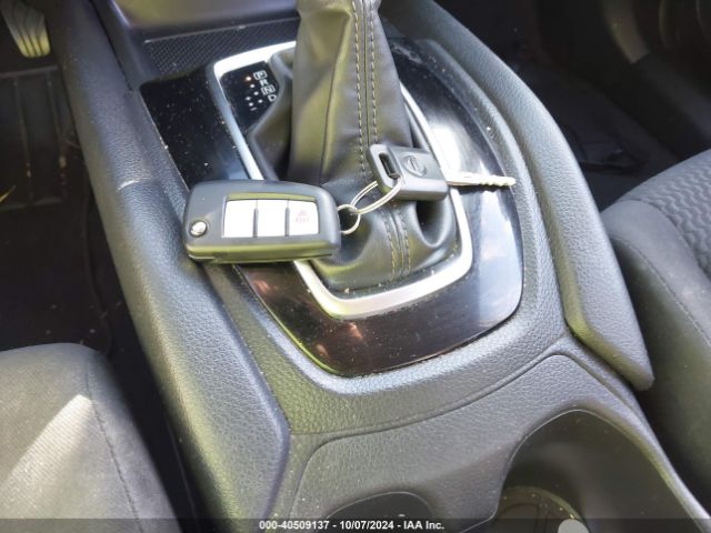 JN1BJ1CP9KW216226 Nissan Rogue Sport S