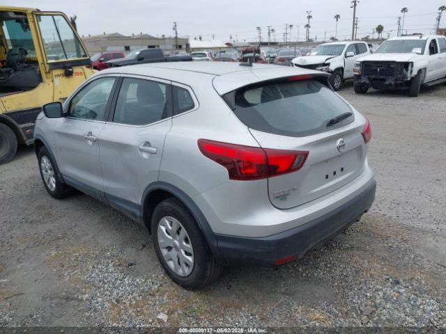 JN1BJ1CP9KW216226 Nissan Rogue Sport S