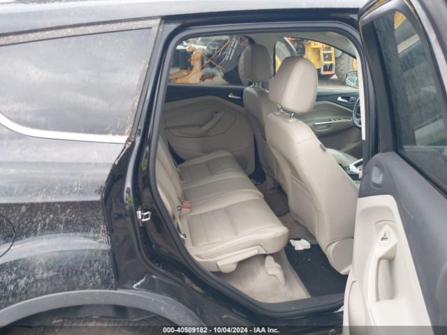 1FMCU9J90GUA14577 Ford Escape Titanium