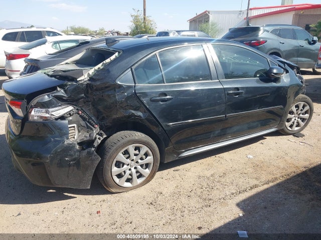 Toyota COROLLA LE 2021 JTDEPMAE4MJ120290 Image 4
