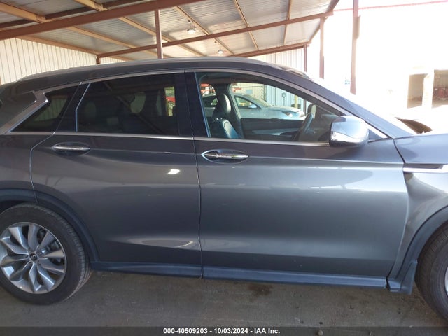 3PCAJ5M13KF139853 Infiniti Qx50 Luxe