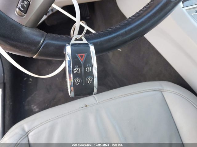 2011 JAGUAR XF SAJWA0FB0BLS14456 Photo 10