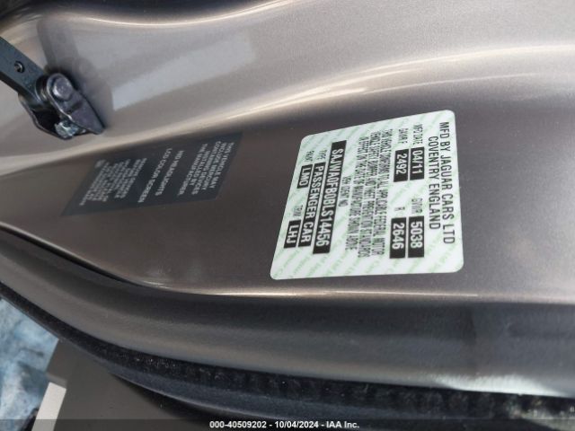 2011 JAGUAR XF SAJWA0FB0BLS14456 Photo 8