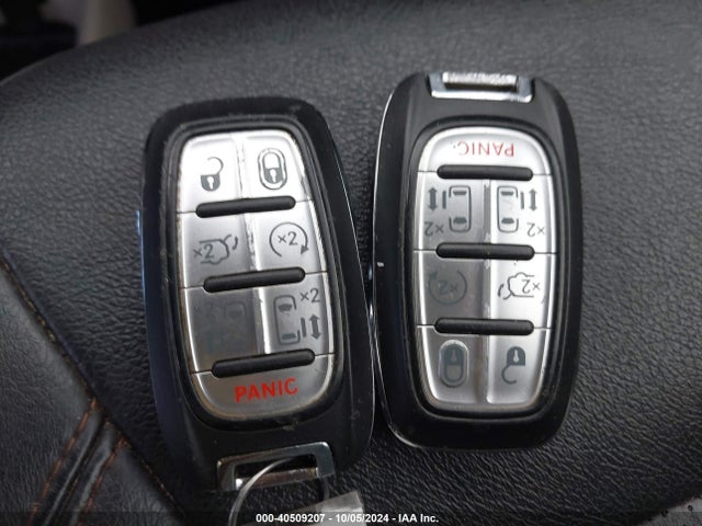 2C4RC1BG9LR272572 Chrysler Pacifica Touring L