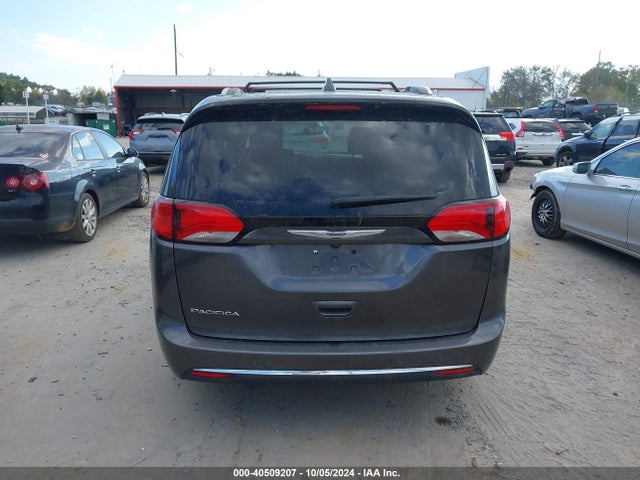 2C4RC1BG9LR272572 Chrysler Pacifica Touring L