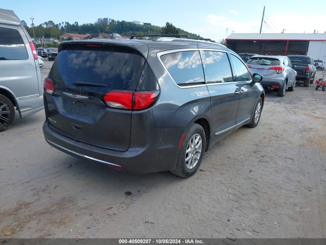 2C4RC1BG9LR272572 Chrysler Pacifica Touring L