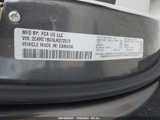 2C4RC1BG9LR272572 Chrysler Pacifica Touring L