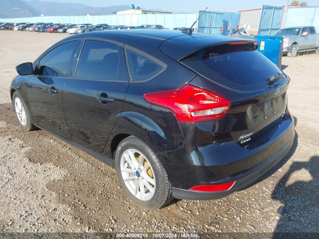 Ford FOCUS SE 2016 1FADP3K23GL213682 Image 3