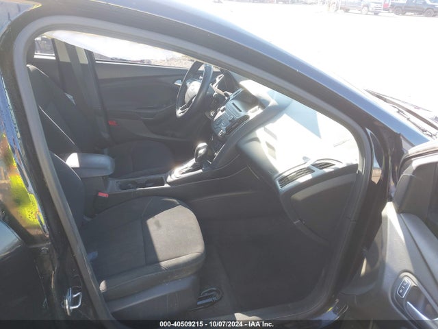 Ford FOCUS SE 2016 1FADP3K23GL213682 Image 5