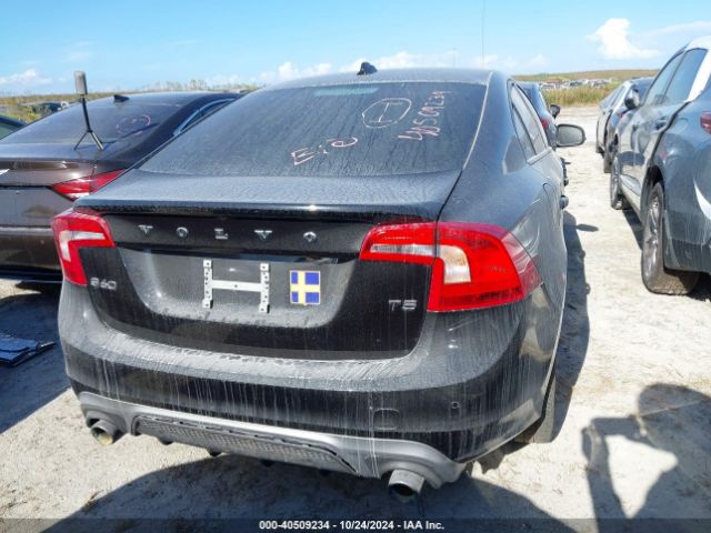 YV126MFL2H2438576 Volvo S60 T5 Dynamic