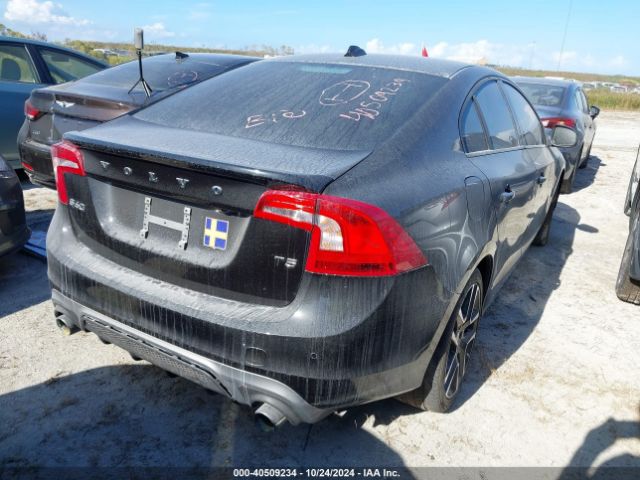 YV126MFL2H2438576 Volvo S60 T5 Dynamic