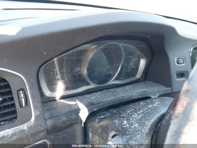 YV126MFL2H2438576 Volvo S60 T5 Dynamic