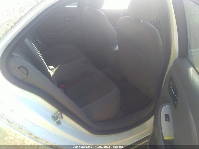 1G11A5SL7EF277652 Chevrolet Malibu 1fl