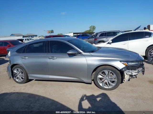 Honda ACCORD LX 2019 1HGCV1F1XKA150541 Image 13