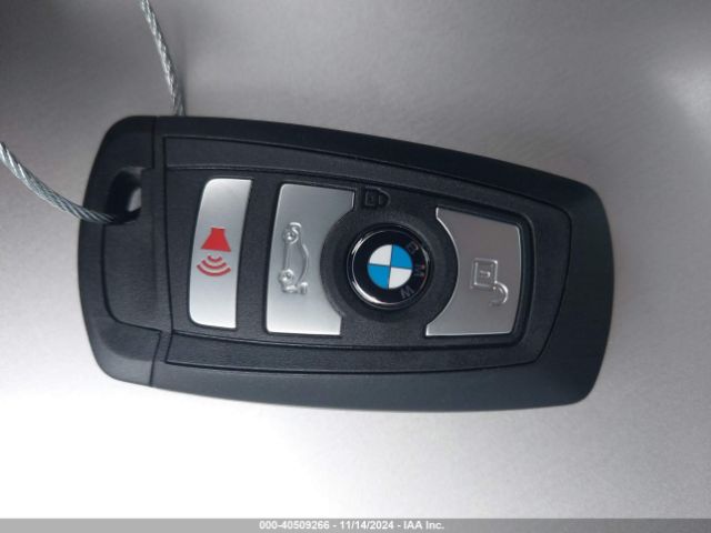 WBA5A5C53GD529773 BMW 528I