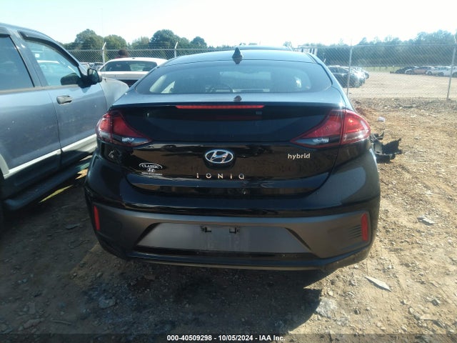 KMHC75LC2NU282522 Hyundai Ioniq Hybrid Se