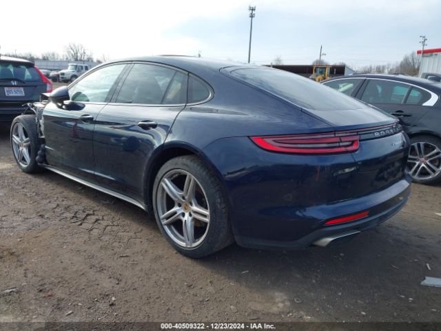 2017 PORSCHE PANAMERA WP0AA2A77HL104357 Photo 2