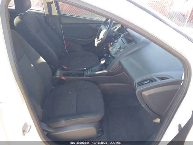 2017 FORD FOCUS 1FADP3E27HL241739 Photo 4