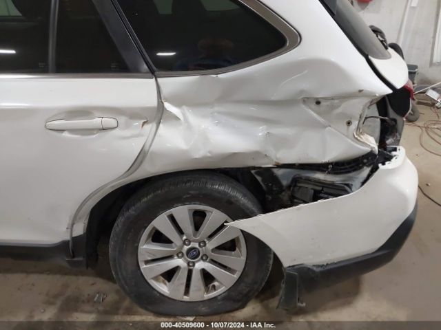 4S4BSAFC7K3375889 Subaru Outback 2.5i Premium
